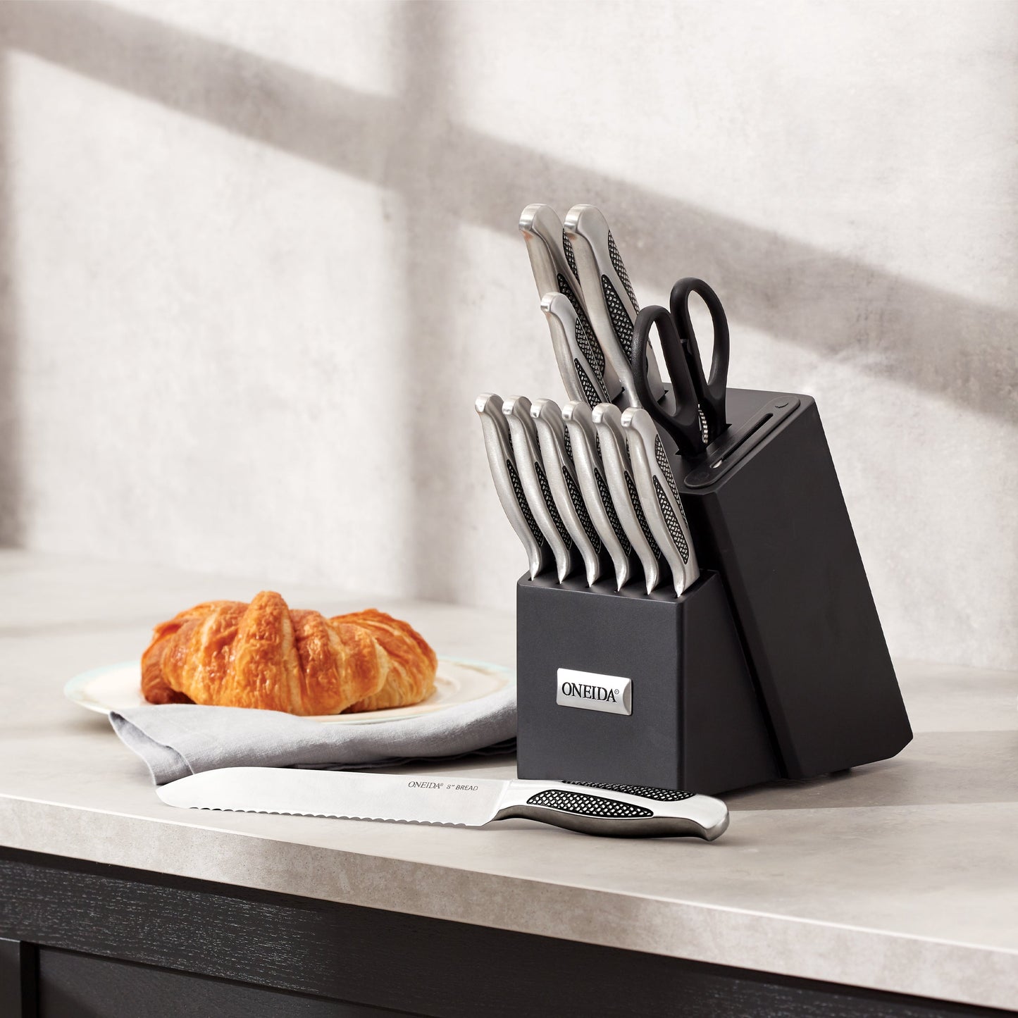 Crosshatch 14-Piece Cutlery Block Set