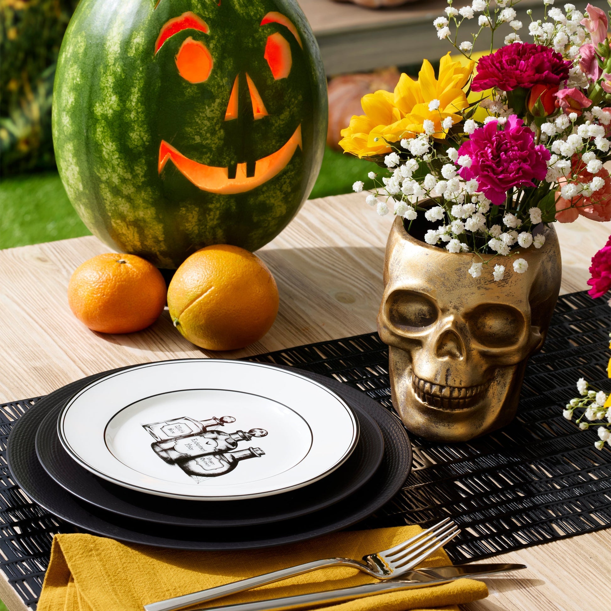 Vintage Halloween Dessert Plates, Set of 4