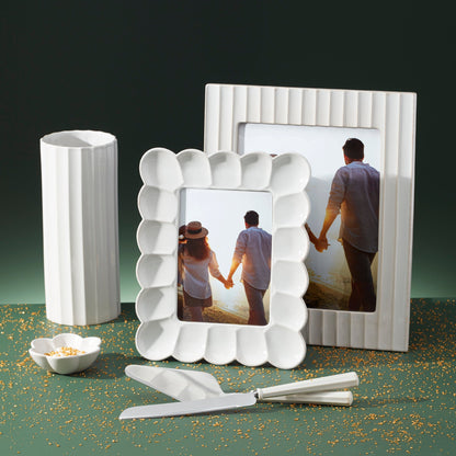 French Perle Scallop White 5x7 Photo Frame