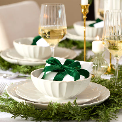 French Perle Scallop White 4-Piece Place Setting