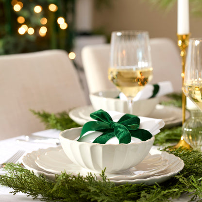 French Perle Scallop White 4-Piece Place Setting