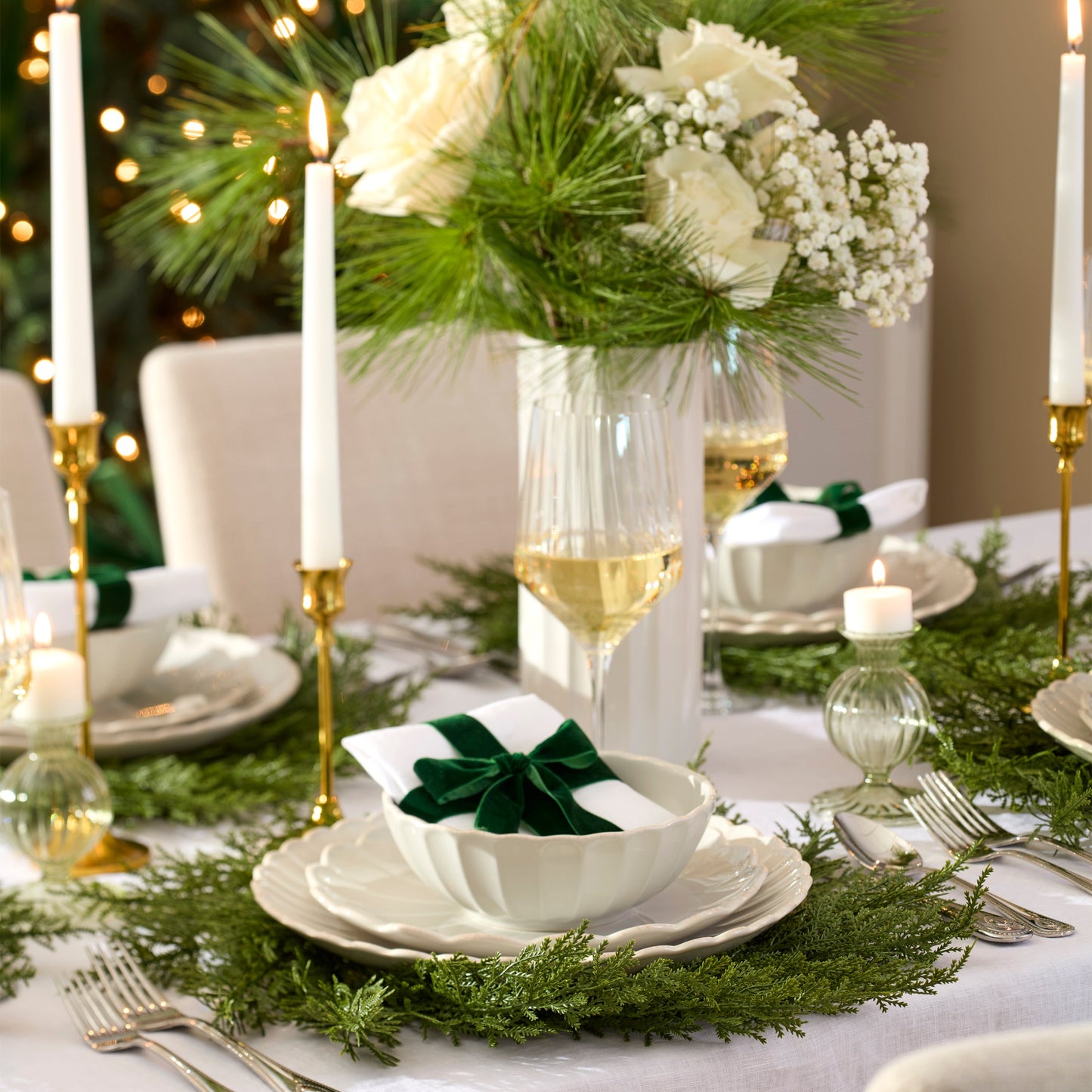 French Perle Scallop White 12-Piece Dinnerware Set