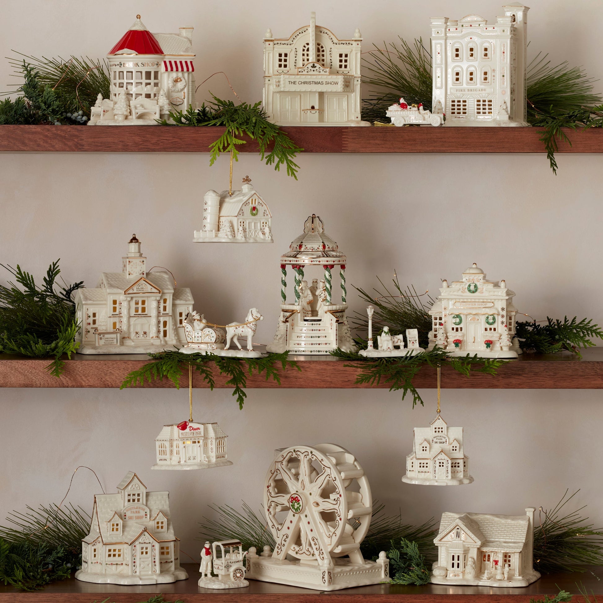 Mistletoe Park Horse & Sleigh Figurines