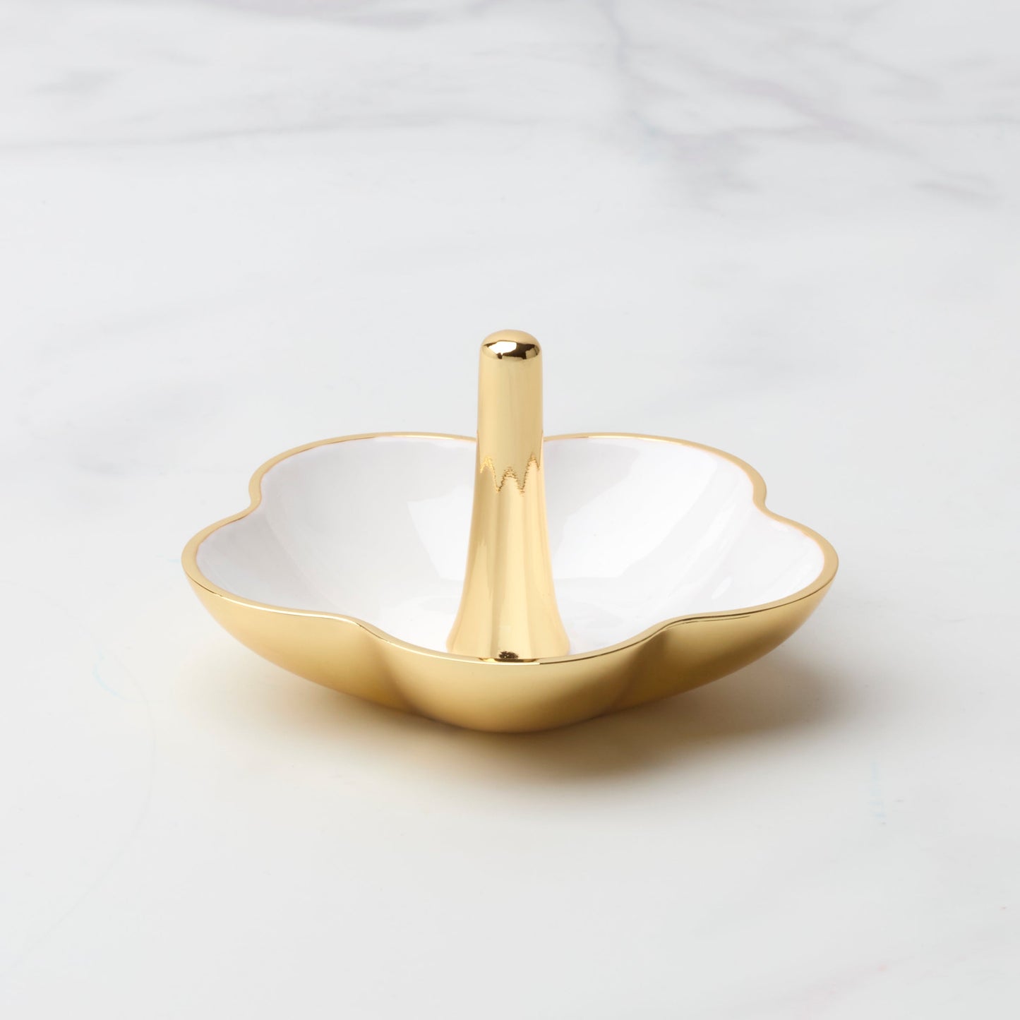 Make It Pop White Metal Ring Dish