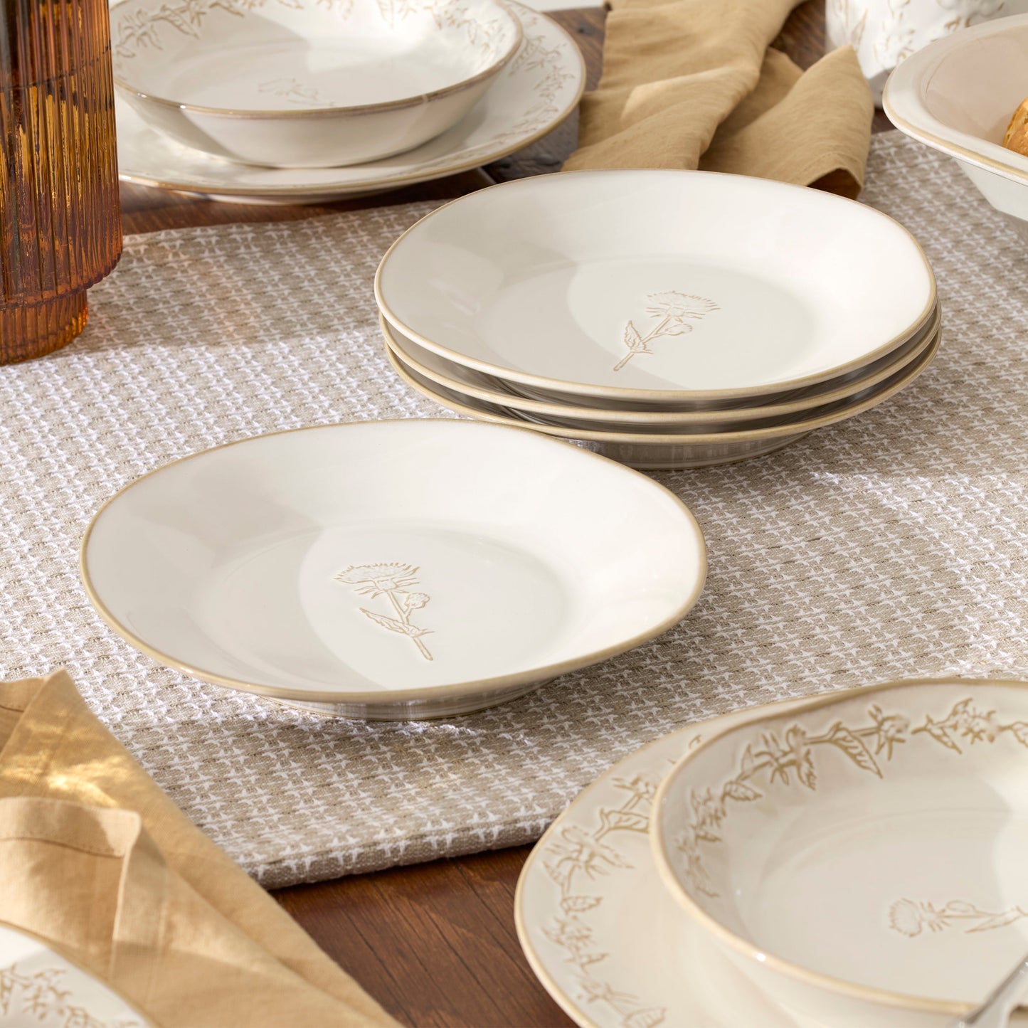 Homespun 16-Piece Dinnerware Set
