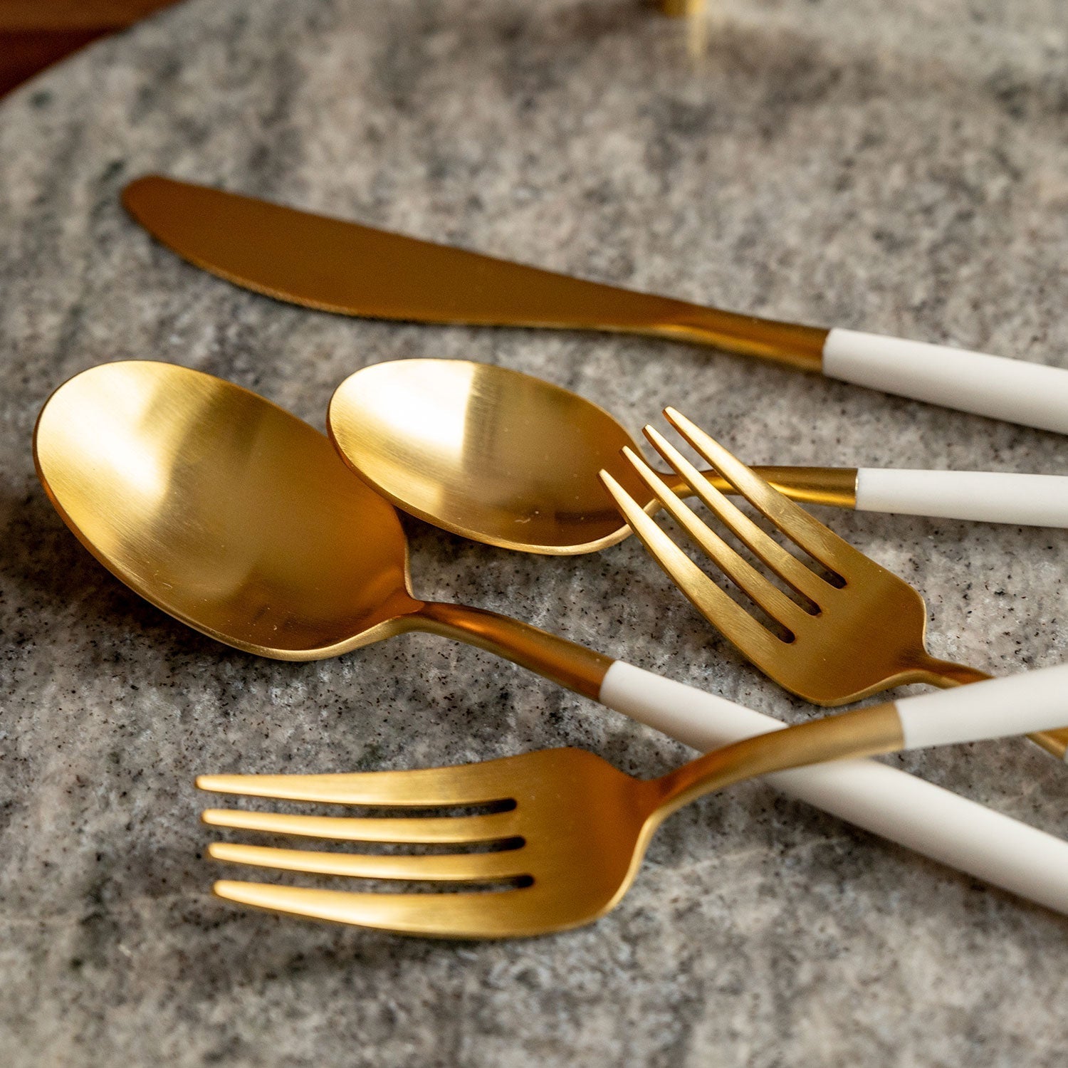 Mazzy Gold Satin White Pom Handle 20-Piece Flatware Set